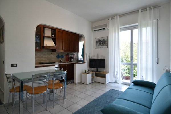 appartamento in vendita a Milano in zona Quinto Romano
