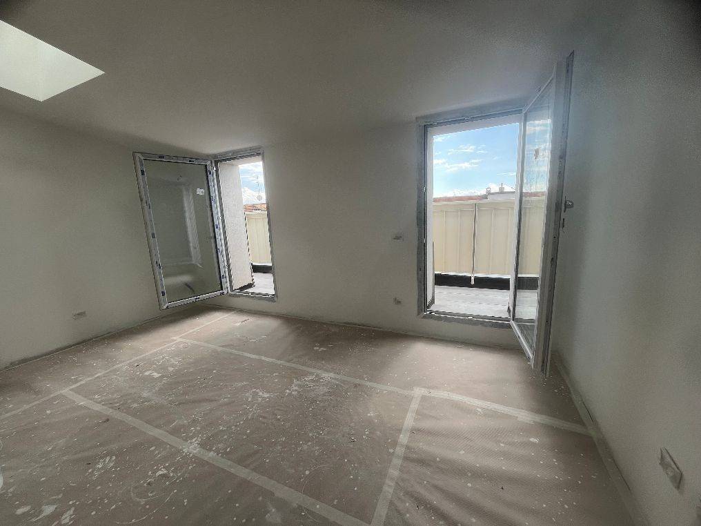 appartamento in vendita a Milano in zona Trenno