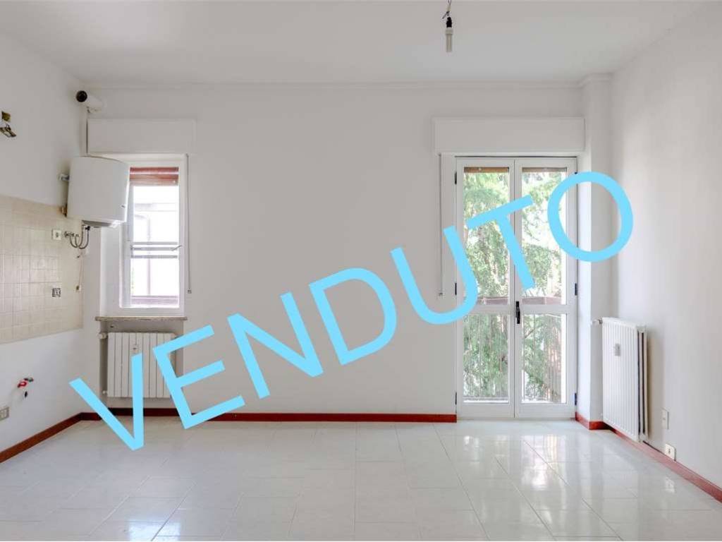 appartamento in vendita a Milano in zona Baggio