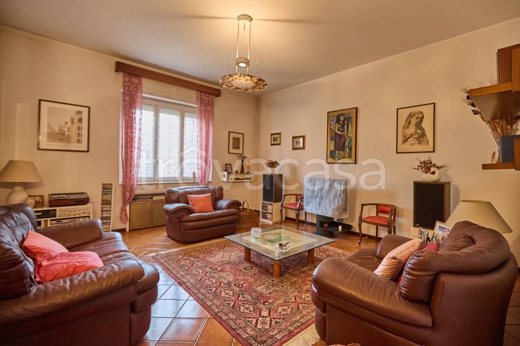 appartamento in vendita a Milano in zona Città Studi