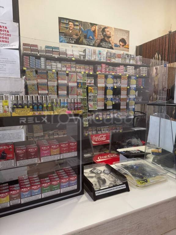 negozio in vendita a Milano