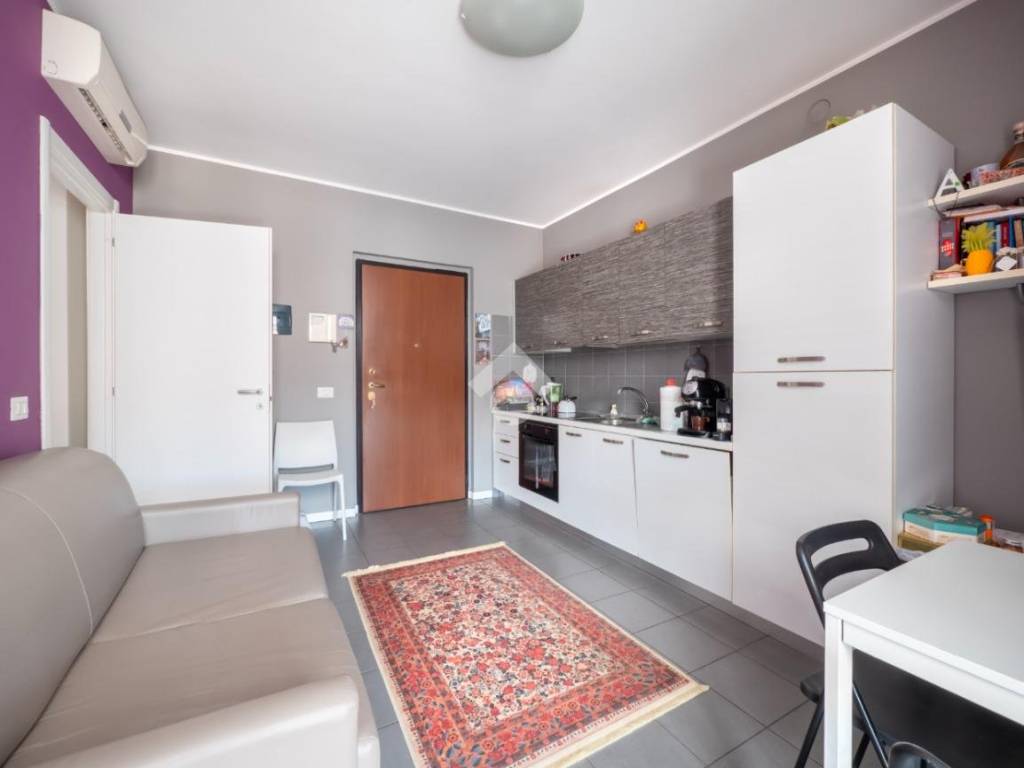 appartamento in vendita a Milano in zona Niguarda