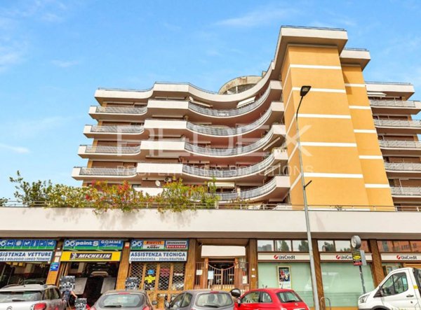 appartamento in vendita a Milano in zona Taliedo