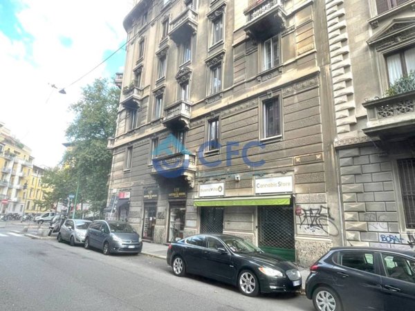 negozio in vendita a Milano in zona Città Studi