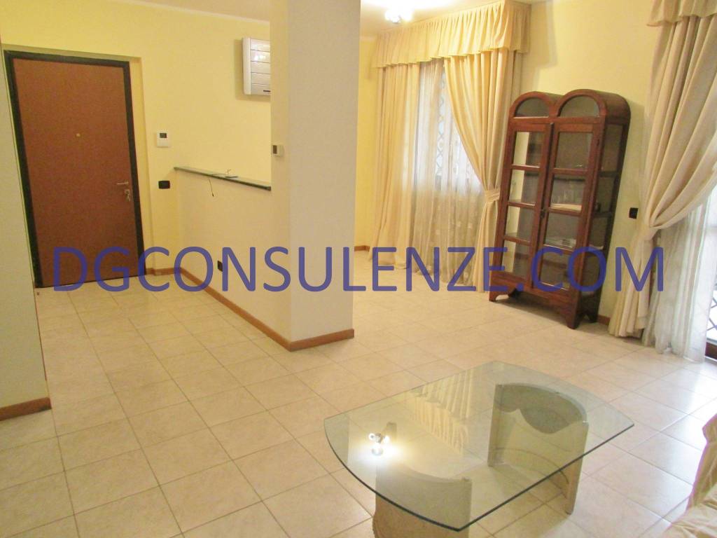 appartamento in vendita a Milano in zona Forlanini