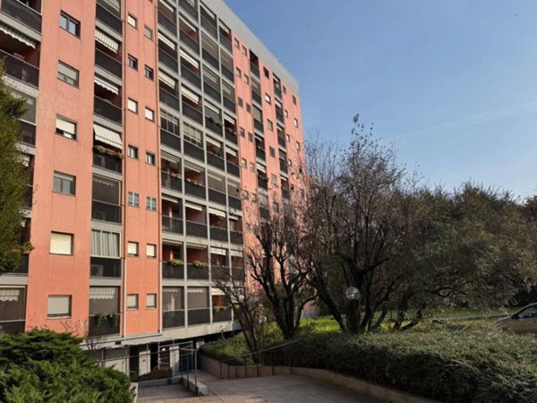 appartamento in vendita a Milano in zona Chiesa Rossa