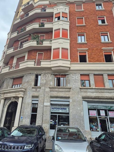 appartamento in vendita a Milano in zona Città Studi