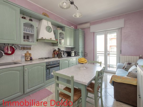 appartamento in vendita a Milano in zona Corvetto