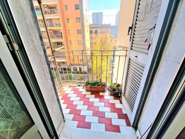 appartamento in vendita a Milano in zona Lorenteggio