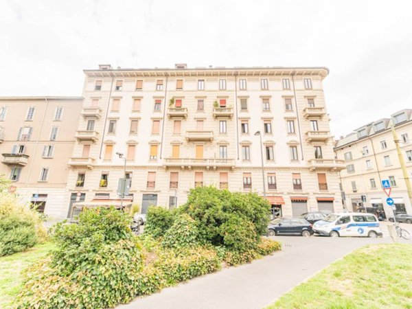 appartamento in vendita a Milano in zona Porta Nuova