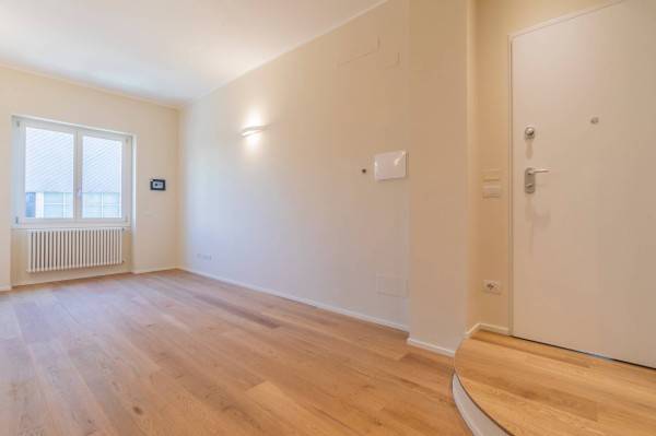 appartamento in vendita a Milano in zona Trenno