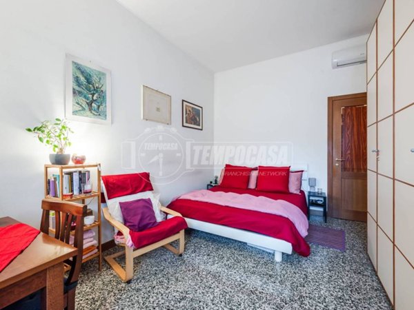 appartamento in vendita a Milano in zona Vigentino