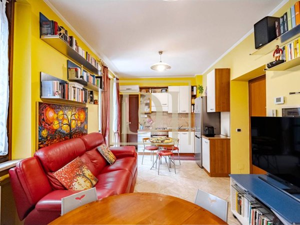 appartamento in vendita a Milano in zona Isola