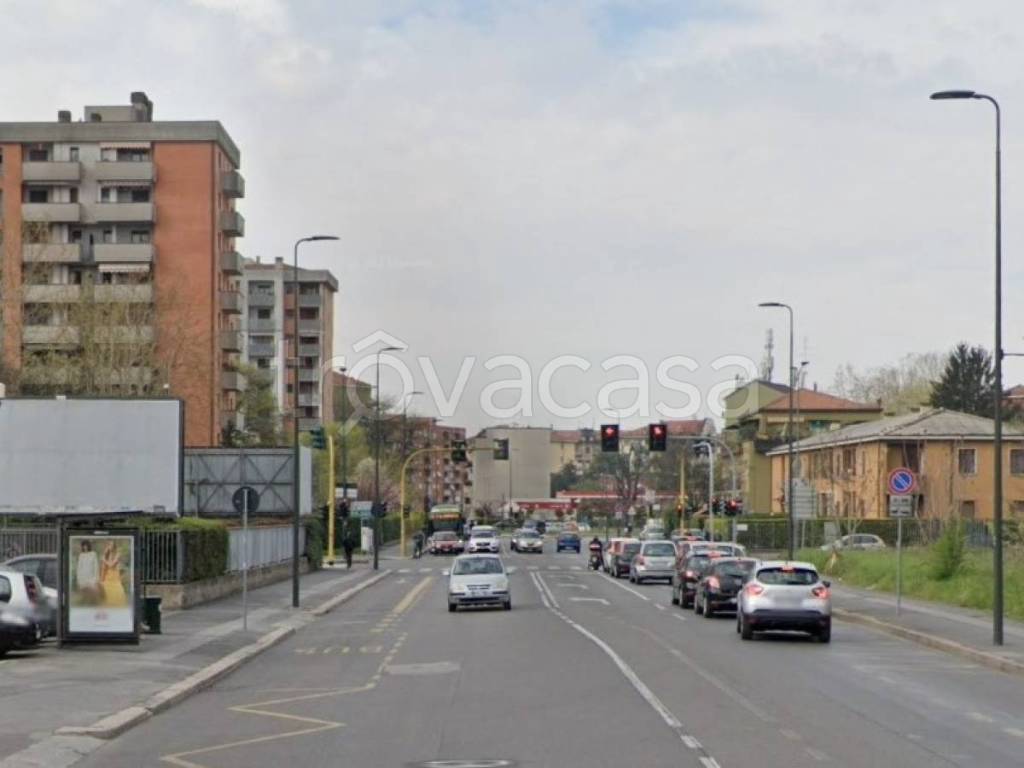 appartamento in vendita a Milano in zona Forze Armate