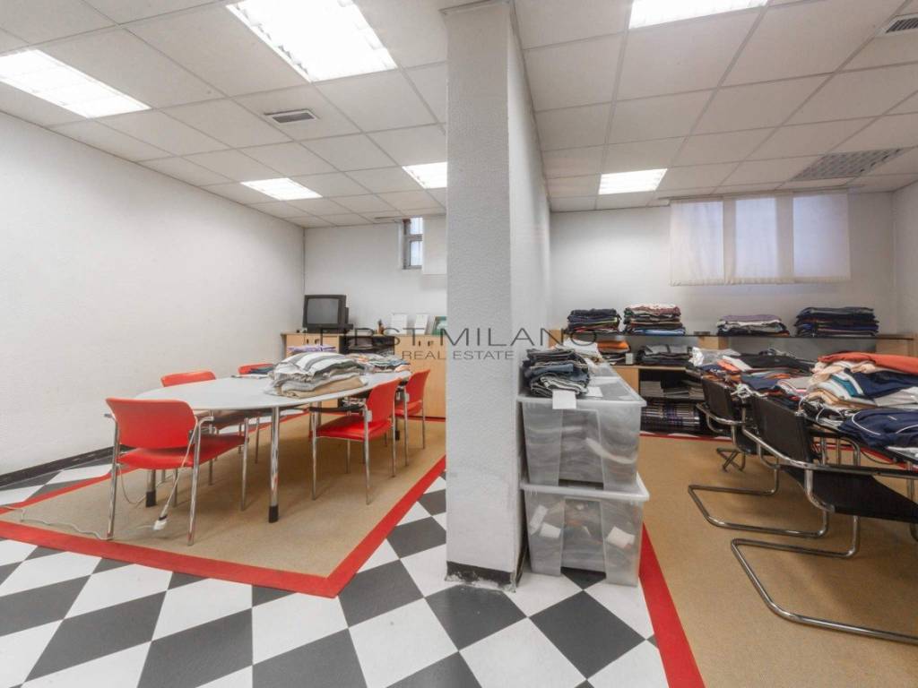 negozio in vendita a Milano in zona Maggiolina