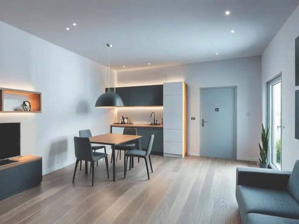 appartamento in vendita a Milano in zona Sant'Ambrogio