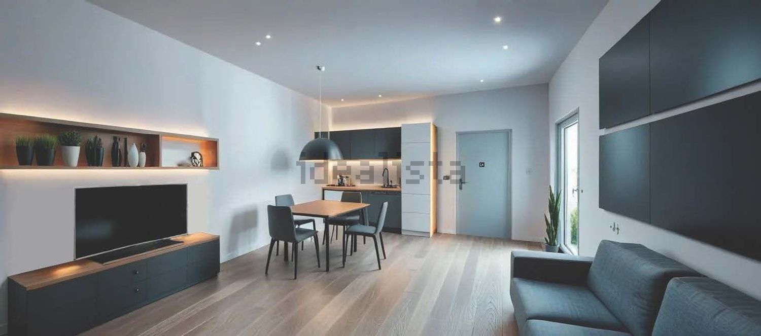 appartamento in vendita a Milano in zona Sant'Ambrogio