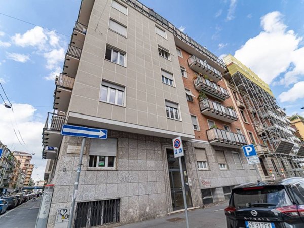 appartamento in vendita a Milano in zona Sempione