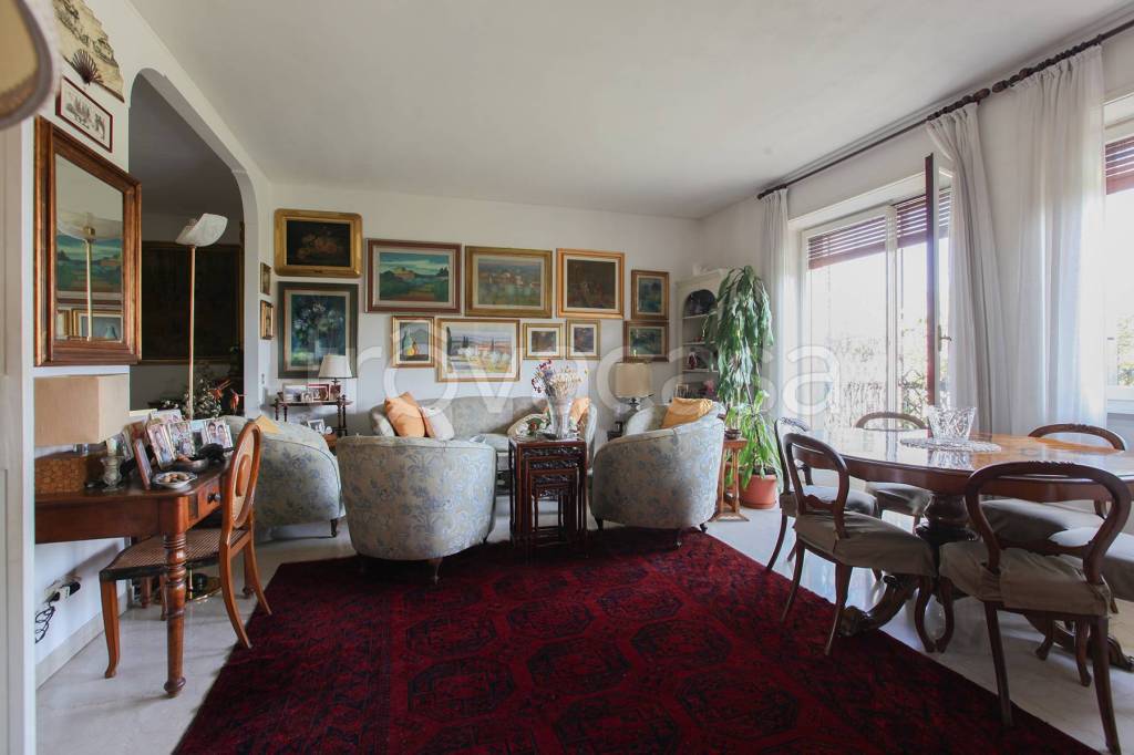 appartamento in vendita a Milano in zona Sempione