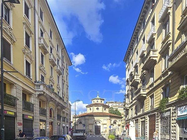 appartamento in vendita a Milano in zona Porta Venezia