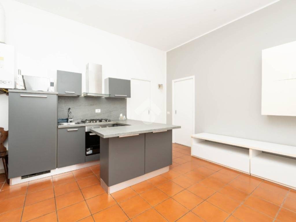 appartamento in vendita a Milano in zona Rogoredo