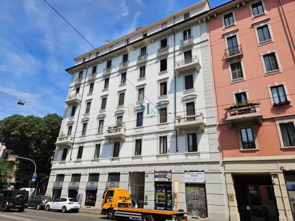 appartamento in vendita a Milano in zona Loreto
