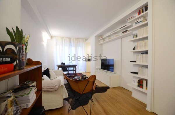 appartamento in vendita a Milano in zona Piazzale Lodi