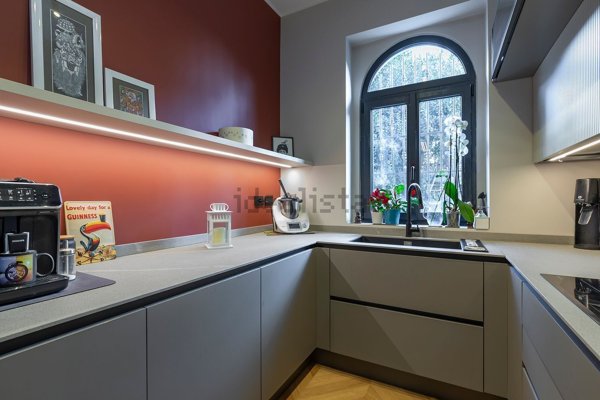 casa indipendente in vendita a Milano in zona Lambrate