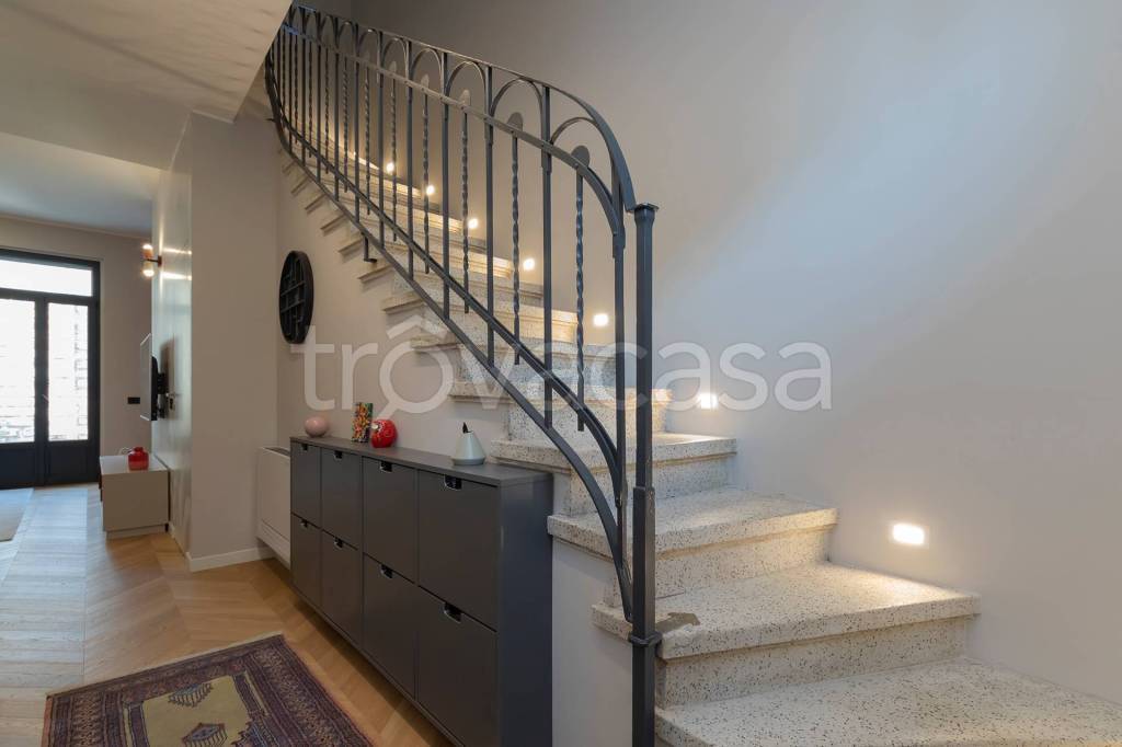 casa indipendente in vendita a Milano in zona Lambrate