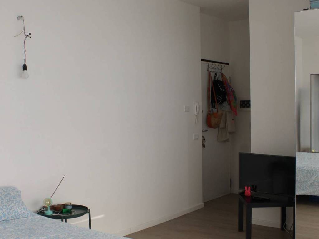 appartamento in vendita a Milano in zona Famagosta