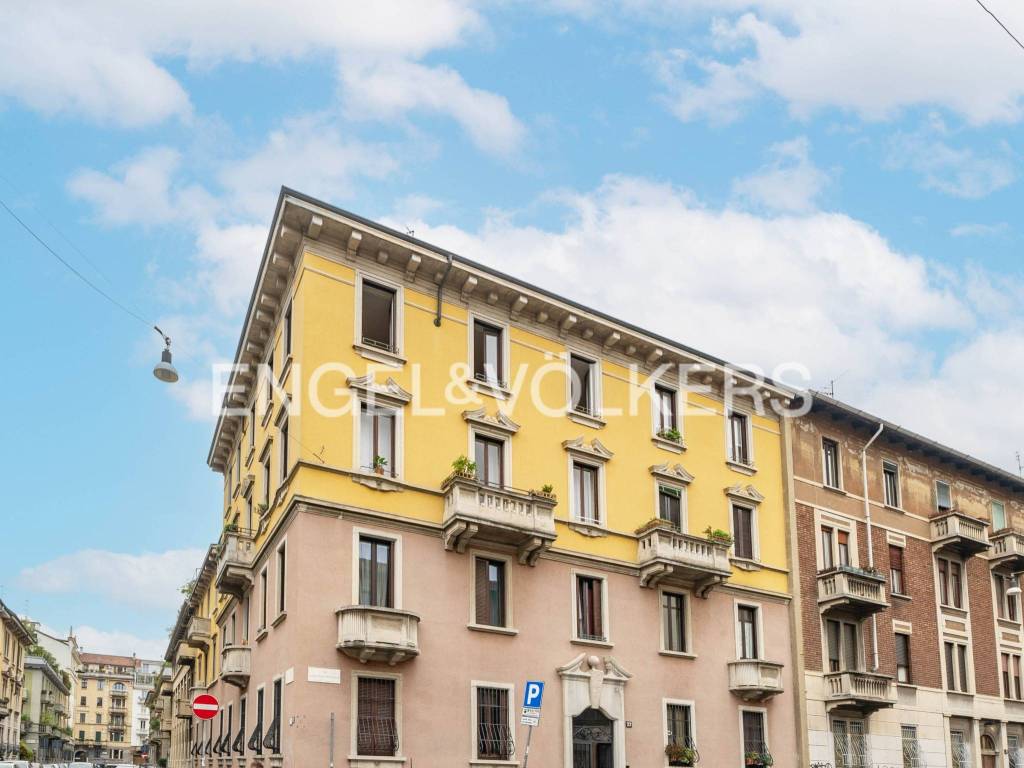 appartamento in vendita a Milano in zona XXII Marzo