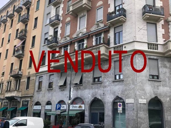 negozio in vendita a Milano in zona Città Studi
