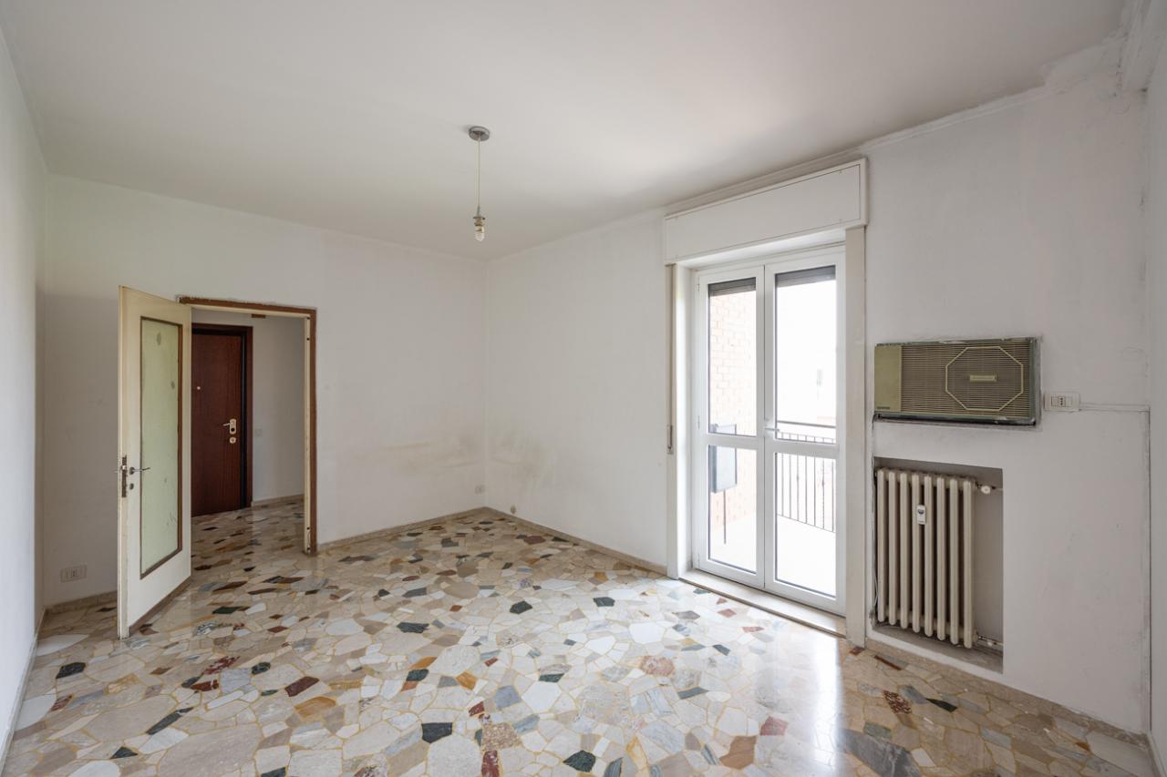 appartamento in vendita a Milano in zona Crescenzago