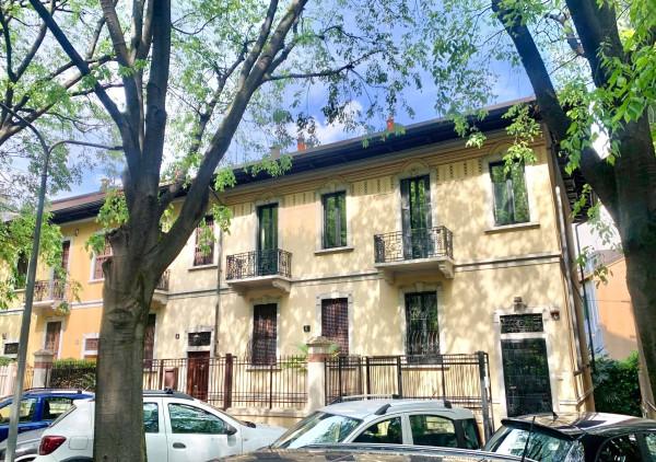 casa indipendente in vendita a Milano in zona Città Studi