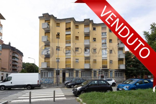 appartamento in vendita a Milano in zona Ronchetto sul Naviglio