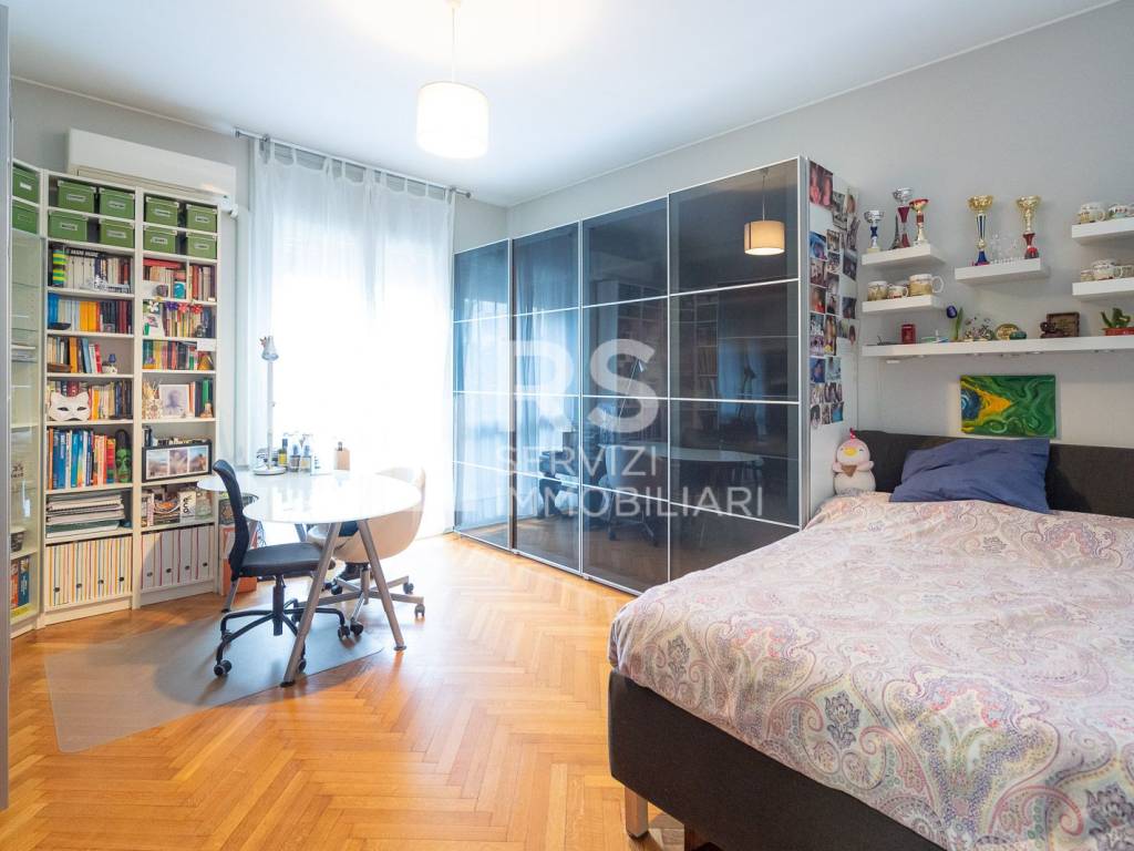 appartamento in vendita a Milano in zona Città Studi