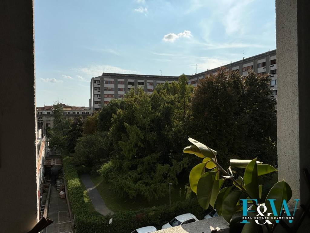 appartamento in vendita a Milano in zona Isola