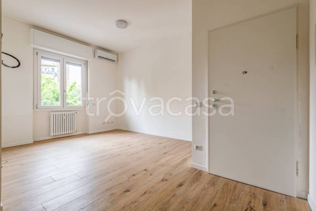 appartamento in vendita a Milano in zona Crescenzago