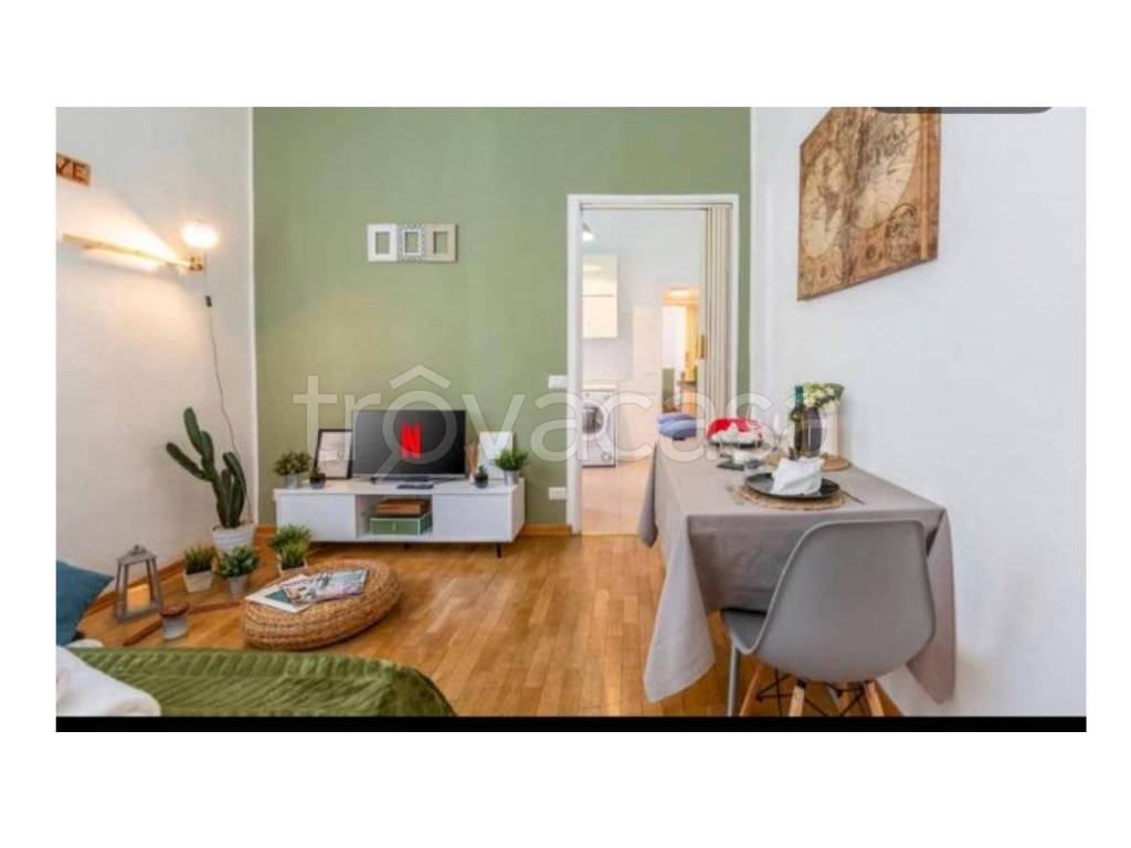 appartamento in vendita a Milano in zona Lorenteggio
