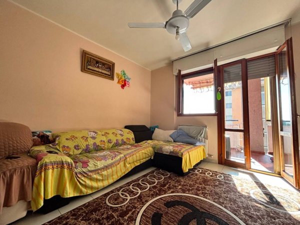appartamento in vendita a Milano in zona Famagosta