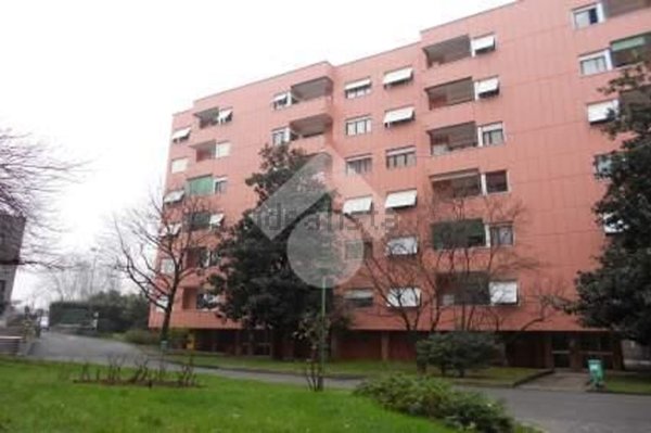 appartamento in vendita a Milano in zona Gallaratese