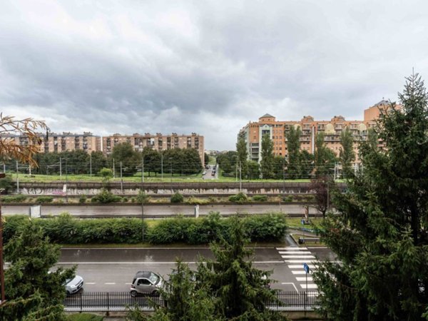appartamento in vendita a Milano in zona Crescenzago