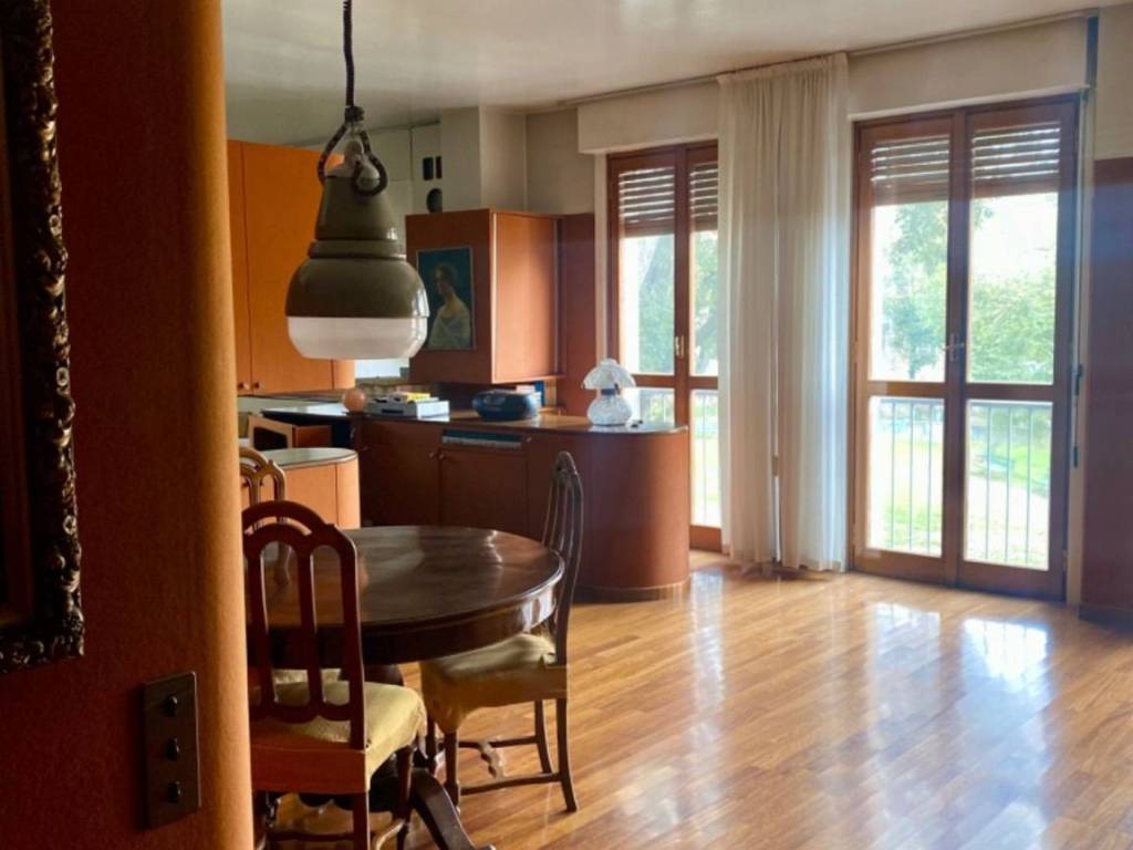 appartamento in vendita a Milano in zona Isola
