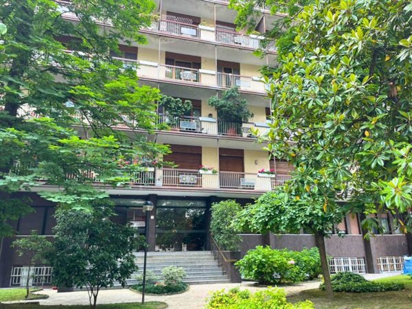 appartamento in vendita a Milano in zona Solari