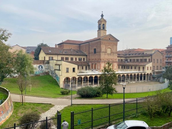 appartamento in vendita a Milano in zona Isola
