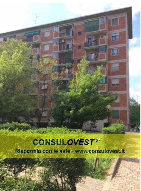 appartamento in vendita a Milano in zona Quartiere degli Olmi
