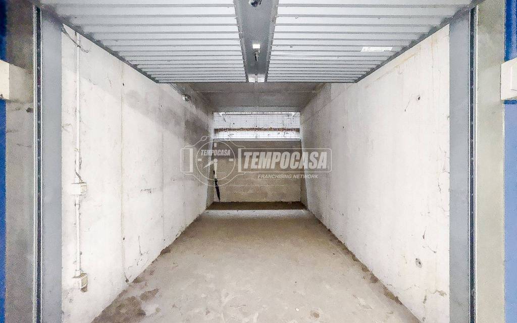appartamento in vendita a Milano in zona Corvetto