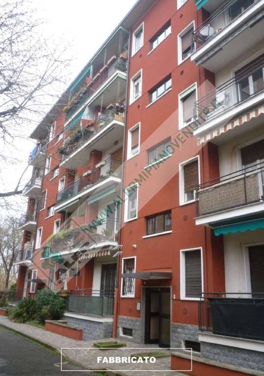 appartamento in vendita a Milano in zona Crescenzago