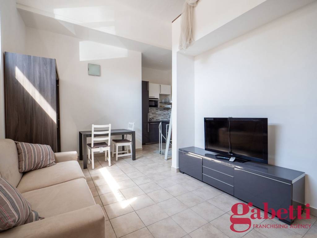 appartamento in vendita a Milano in zona Loreto