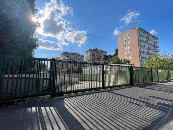 negozio in vendita a Milano